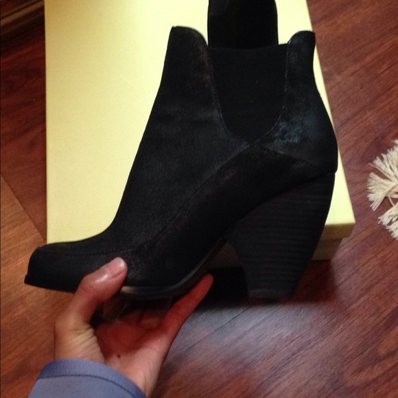 Maxstudio booties - Picture 4 of 7